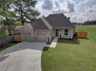 104 Fresh Fields Ln, Lafayette, LA 70503