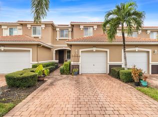 9602 Roundstone Cir, Fort Myers, FL 33967