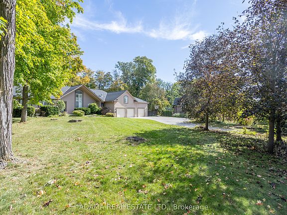 4th image of 85 Sylvan Brook Ave