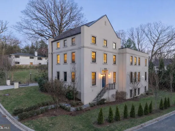 3128 Appleton St NW, Washington, DC 20008