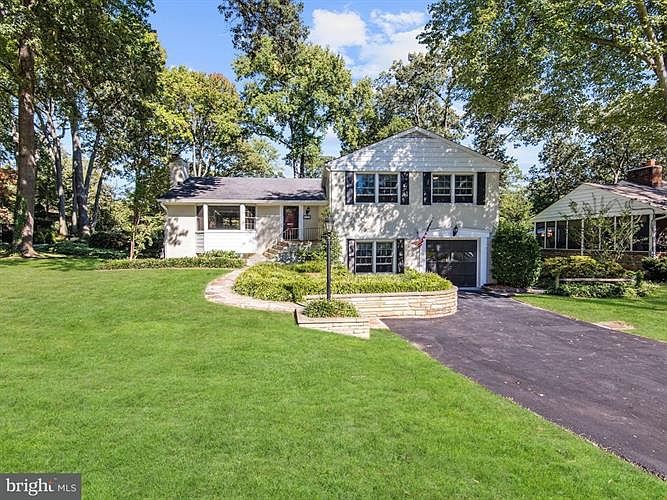 1st image of 7117 Marine Dr