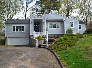 80 Edgemere Rd, Hamden, CT 06517