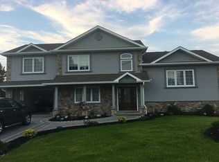 4 Long Acres Rd, Fairfield, NJ 07004