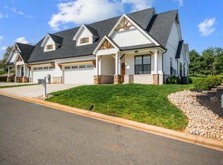 1078 Titleist Dr, Forest, VA