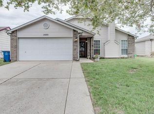 1035 E 63rd St S, Tulsa, OK 74136