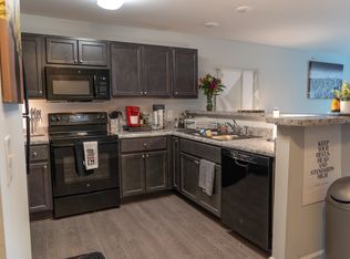 Reynolds Place Apartments, Greensboro, NC 27403