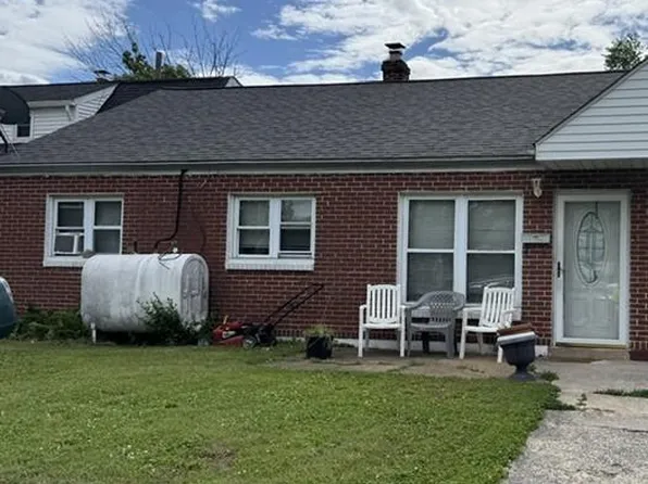 17 Cahalan Rd, New Castle, DE 19720