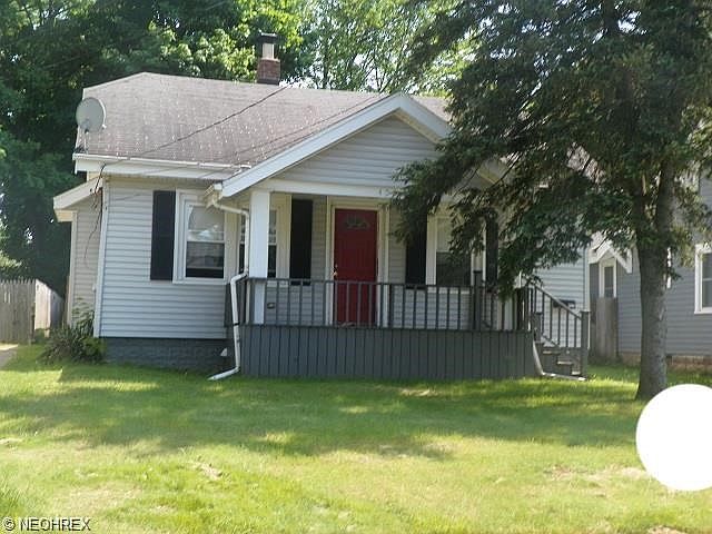 1st image of 452 Eastwood St