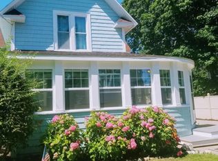 225 Michigan Ave, South Haven, MI 49090