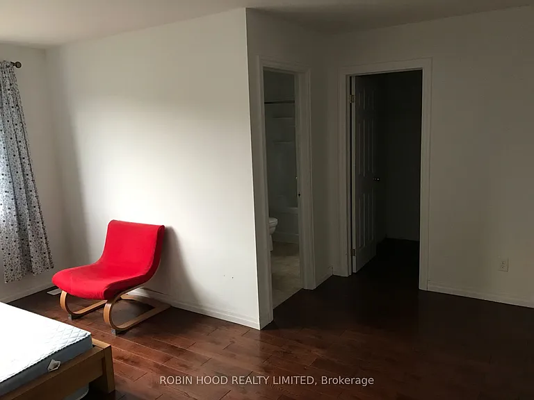 936 Banffshire Ct — Photo 12
