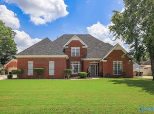 3118 Sweetbriar Rd SW, Decatur, AL 35603