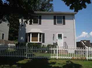 1134 Worcester St, Springfield, MA 01151