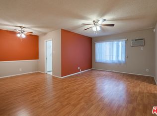 600 N Kings Rd #4, Los Angeles, CA 90048