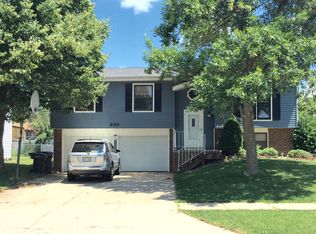 6120 NW 11th St, Lincoln, NE 68521