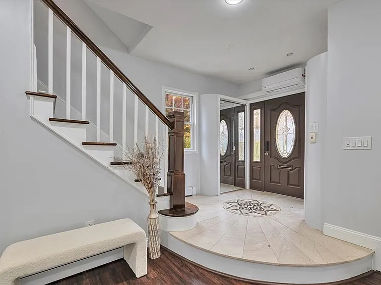 193 Nelson Rd — Photo 5