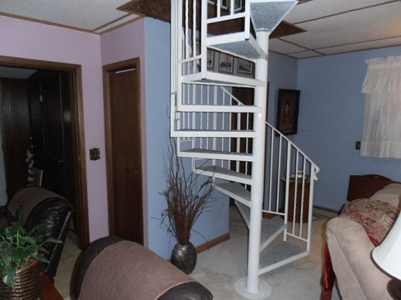 circular staircase 