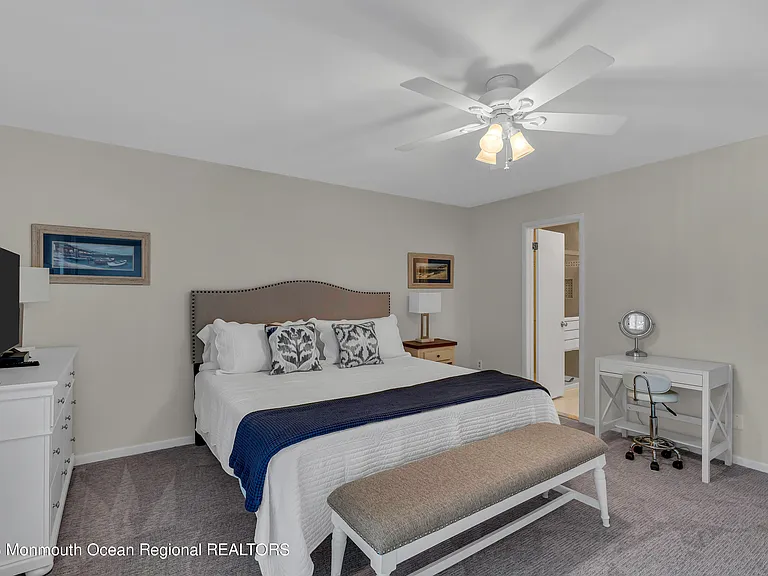 15 Linden Dr — Photo 16