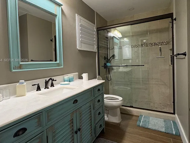 437 Prestwick Ln — Photo 20