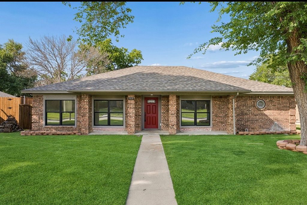 913 Filmore Dr - Property Image