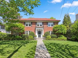 9 Sunnybrae Place, Bronxville, NY