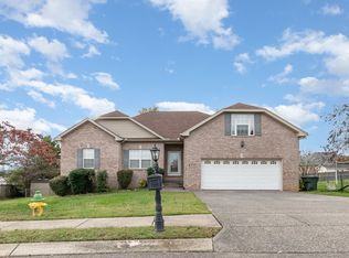 450 S Rocky Top St, Gallatin, TN 37066