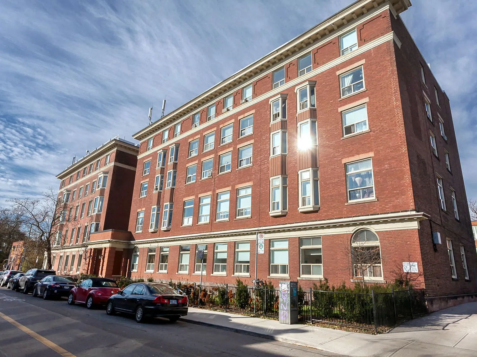150 Fermanagh Avenue — Photo 2