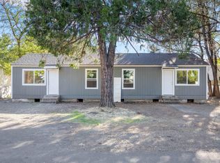 128-130 Onyx St, Eagle Pt, OR 97524