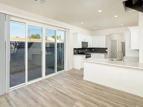 4210 N 28th St #7, Phoenix, AZ 85016