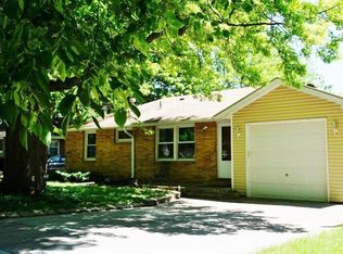 5135 Linden St, Lincoln, NE 68516