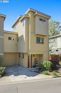 509 SE Upper Wyers Dr, White Salmon, WA, 98672