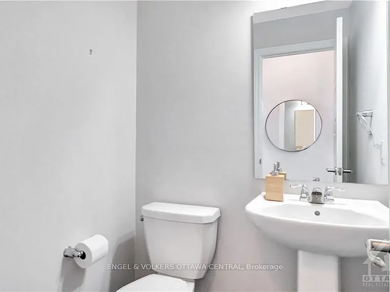 526 Cope Dr — Photo 16