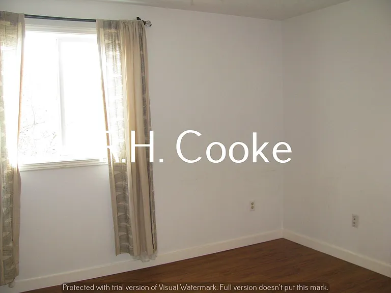 4245 E 9th Ave — Photo 16