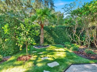 2 Harbor View Ct, Savannah, GA 31411