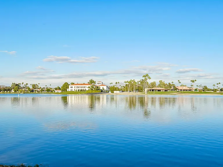 RESORT: Stay in a beautiful Resort with romantic dining and superb cocktails. Get the best of both worlds: Privacy of a Private Villa and Resort Amenities. Access to Resort Pool and Resort Amenities next to our villa (less than 100 yards away from villa)