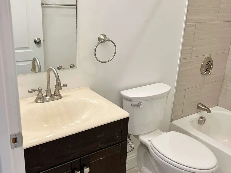 106 Intervale St #B — Photo 16