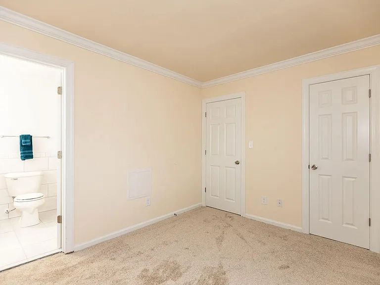 Lake Princess Anne Apartments — Photo 16