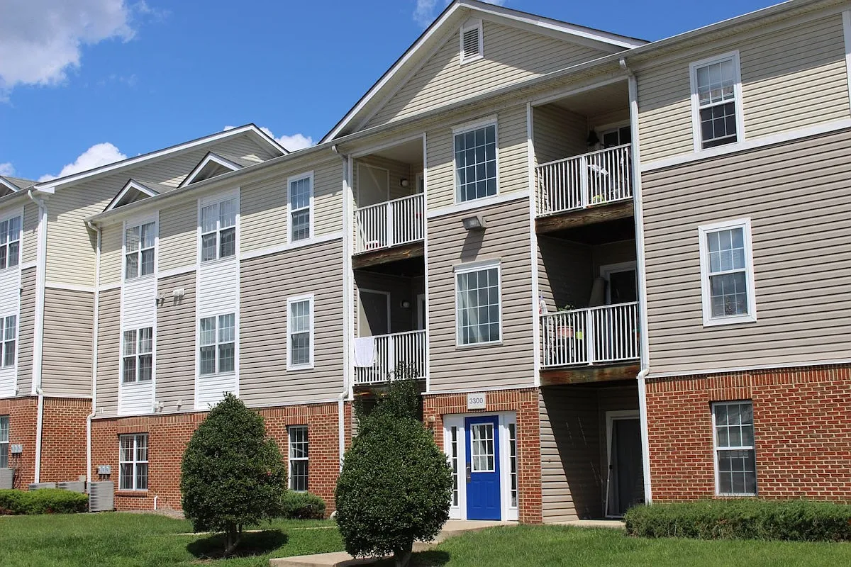 Orchard Mills Apartments — Photo 1
