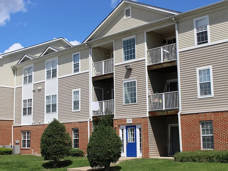 Orchard Mills Apartments — Photo 1