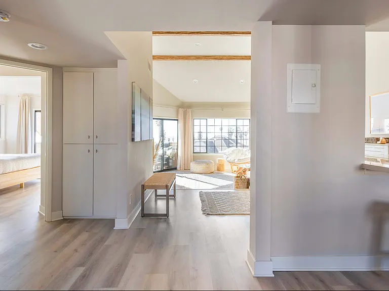 570 Terrace View Pl — Photo 37