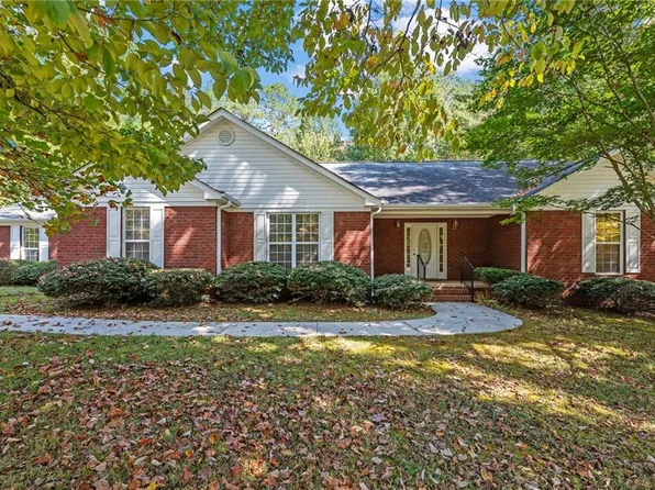 2487 Ben Higgins Rd, Dahlonega, GA 30533