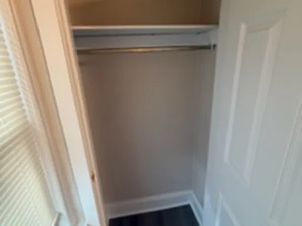 1066 Ironside Rd, Camden, NJ 08104