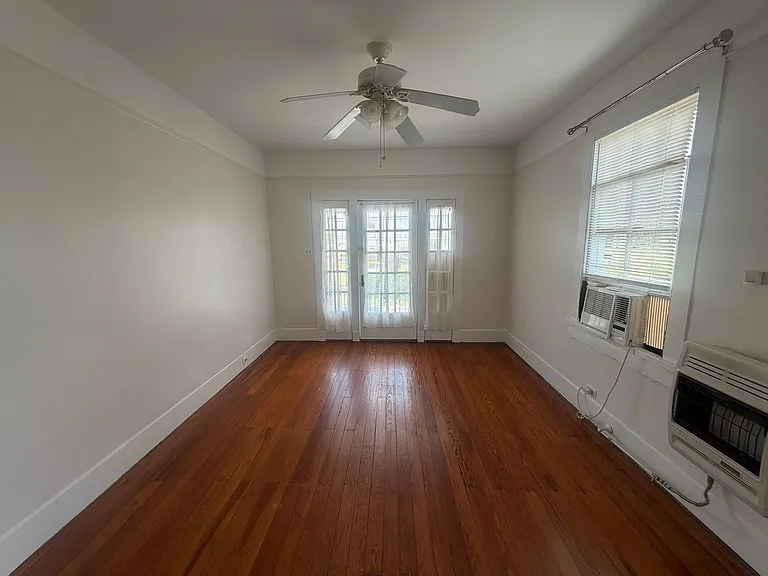 4616 Conti St — Photo 5