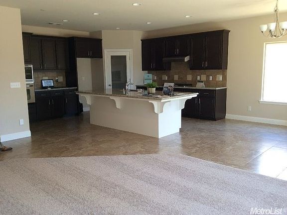 2nd image of 1440 Wildwood Dr