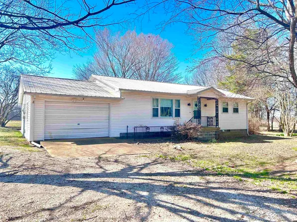 336 Garner Rd, Martin, TN 38237