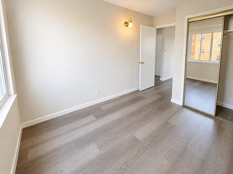 2199 Grant Street — Photo 12