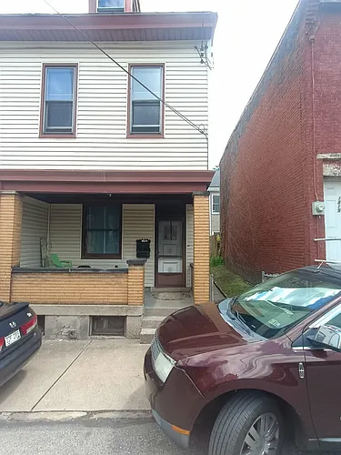 1823 Lowrie St Photo 1