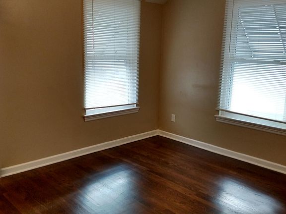 5th image of 1710 Walsh Ave