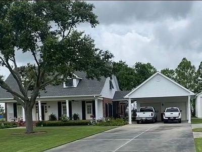 102 Manchester Dr, Houma, LA, 70360