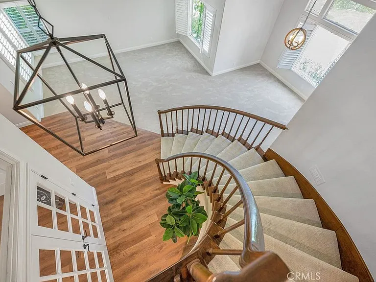 11 Pinewood Dr — Photo 13