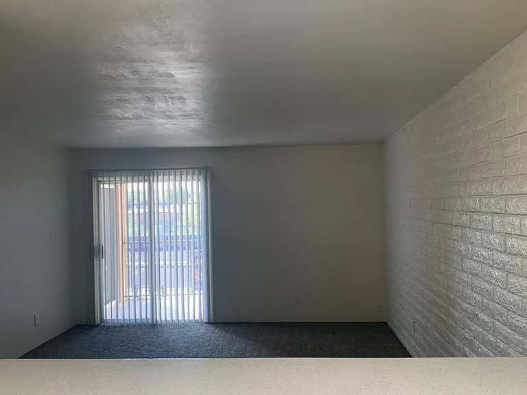 Taylor Heights Apartments — Photo 35